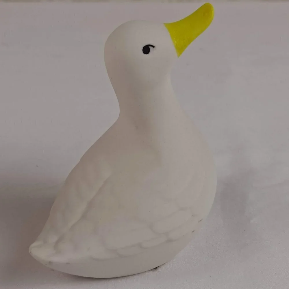 Highbank Porcelain Medium White Duck Figurine #S008 Lochgilphead Scotland
